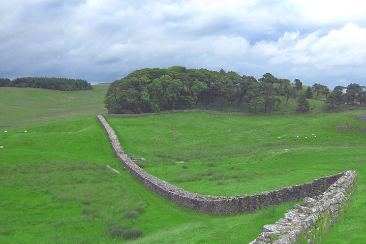 Hadrian's Wall: A Self-Guided Audio Tour along the Ruins - Photo 1 of 6